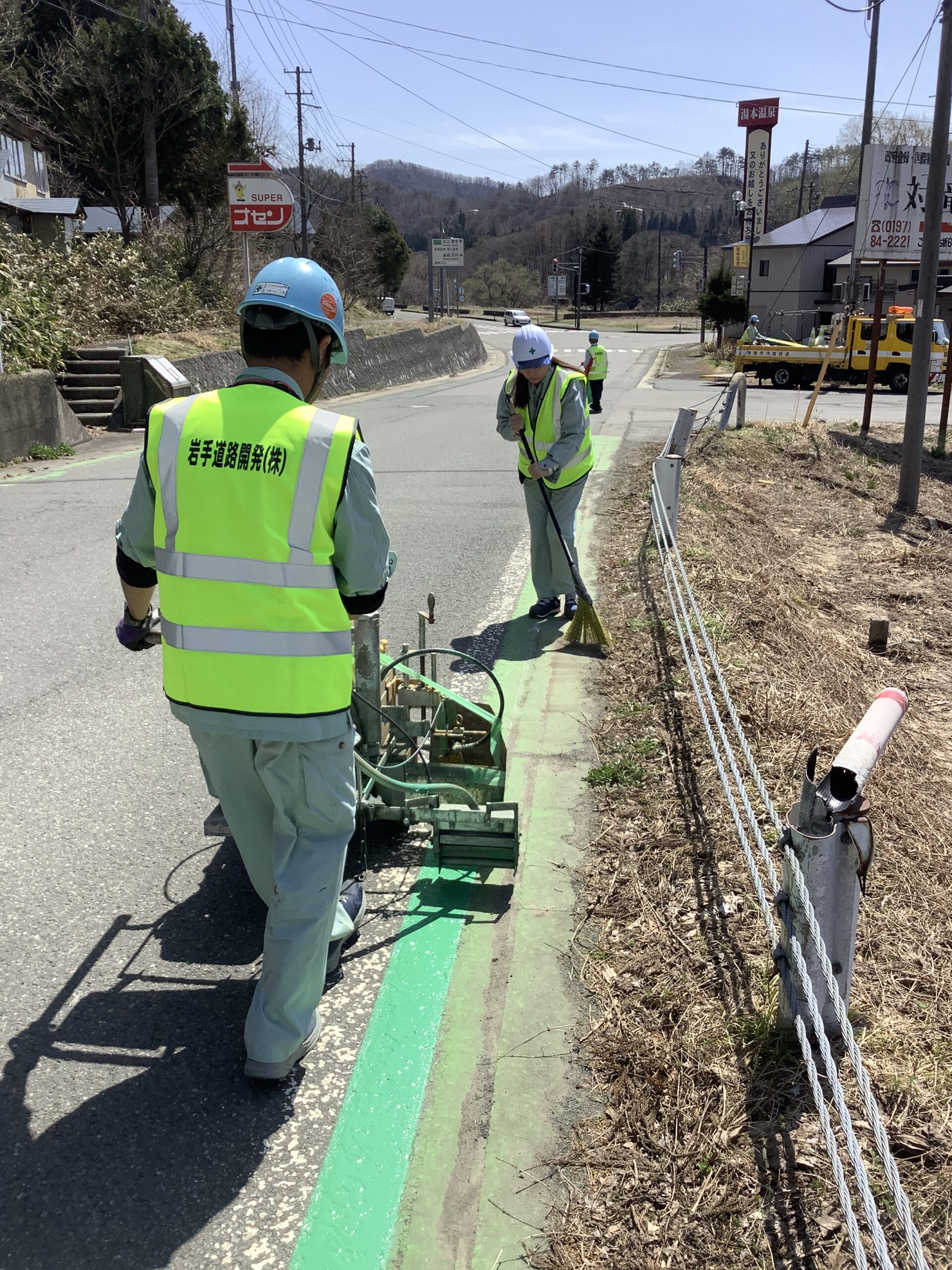 西和賀町区画線工事